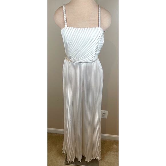 Alice + Olivia Powell Pleated Wide Leg Cutout White Jumpsuit Size 4 - Picture 3 of 10